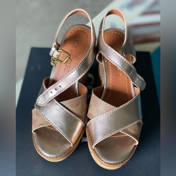 Coach Wedge Sandals 5B - Picture 4 of 6